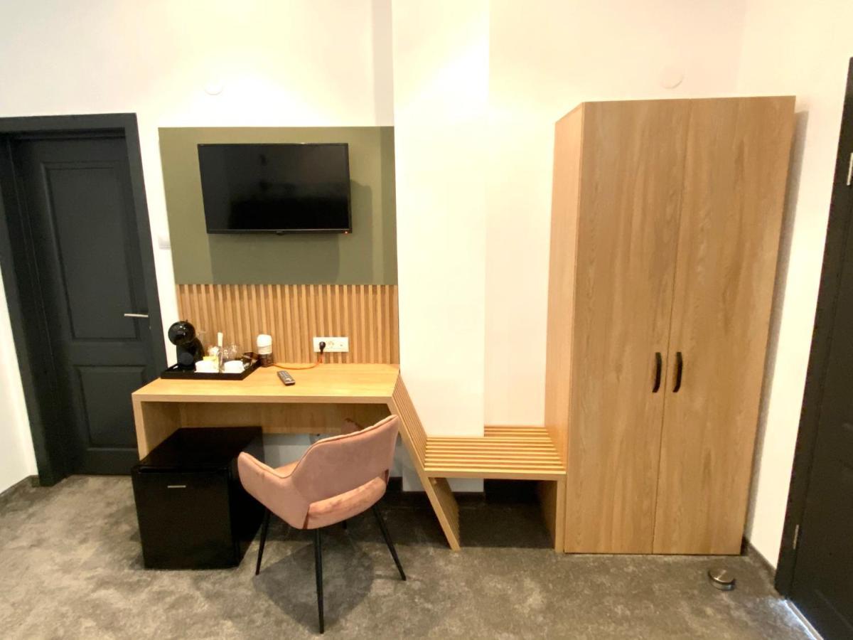 Victoria Rooms Oradea Eksteriør billede