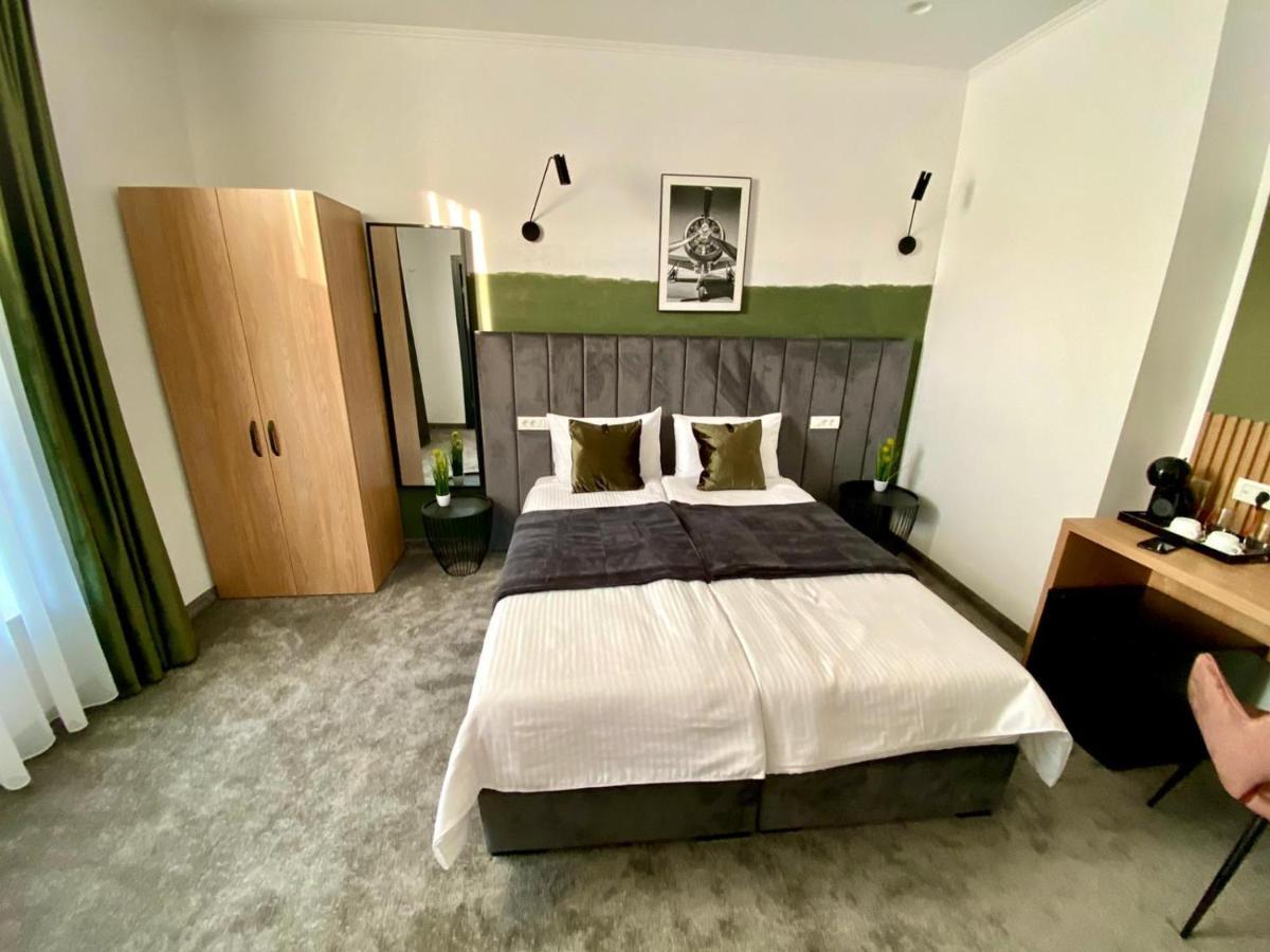 Victoria Rooms Oradea Eksteriør billede