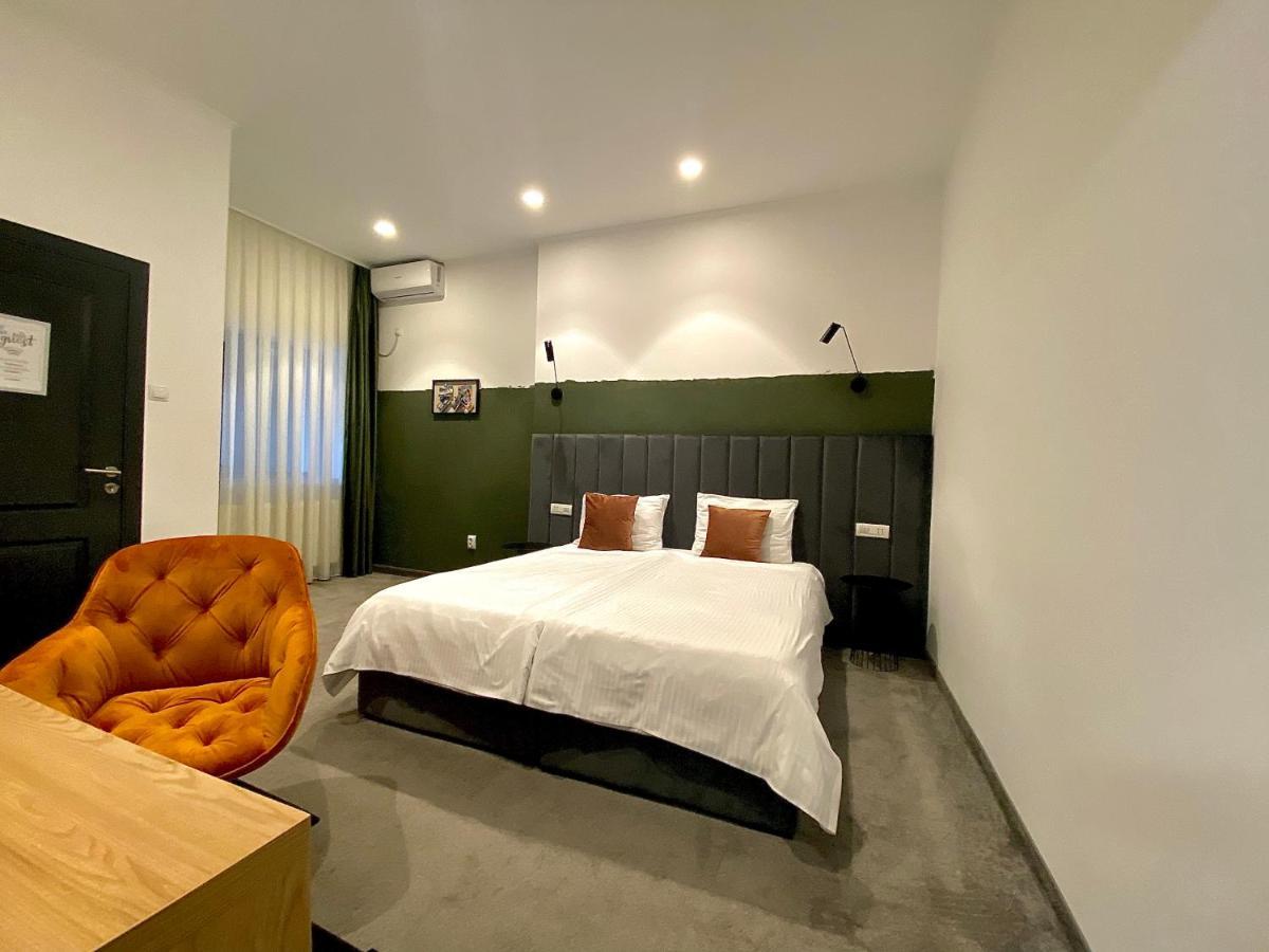 Victoria Rooms Oradea Eksteriør billede